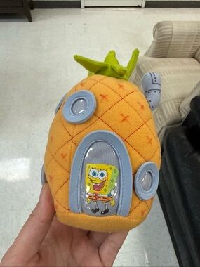 SpongeBob Pineapple Plush Playhouse - Yellow Kids Toy